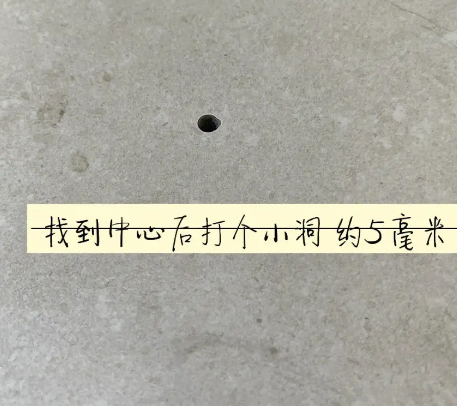 本溪市瓷砖空鼓维修公司专业解答在瓷砖铺贴过程中，如果砂料搅拌不均匀，将会带来以下问题